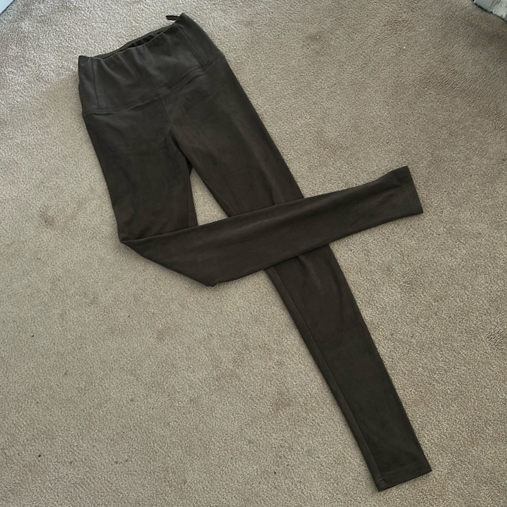 M | Suede Leggings